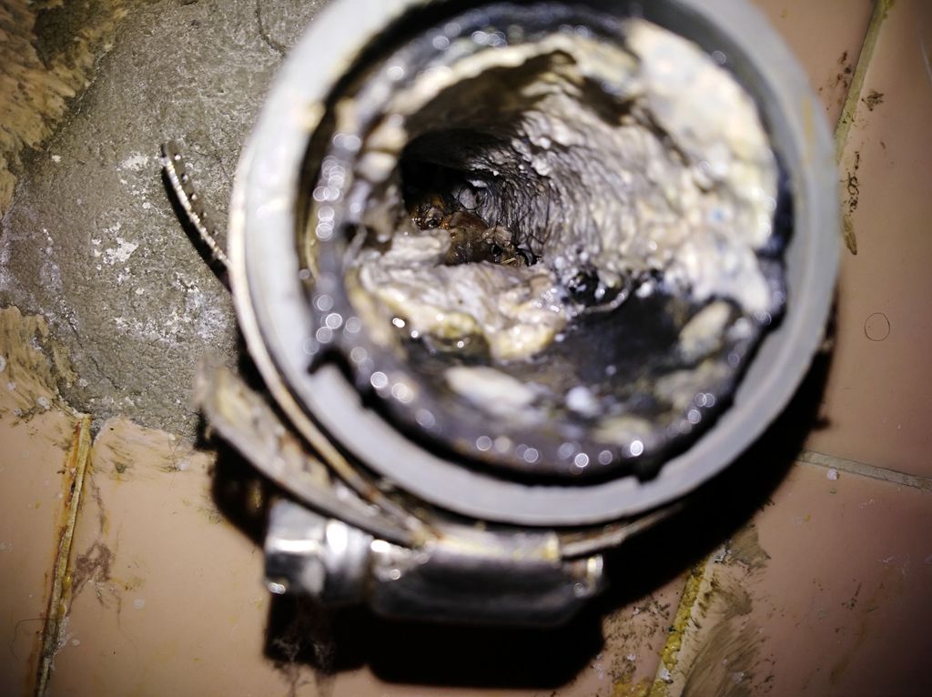 Inspect pipe prior to running snake cable to clean