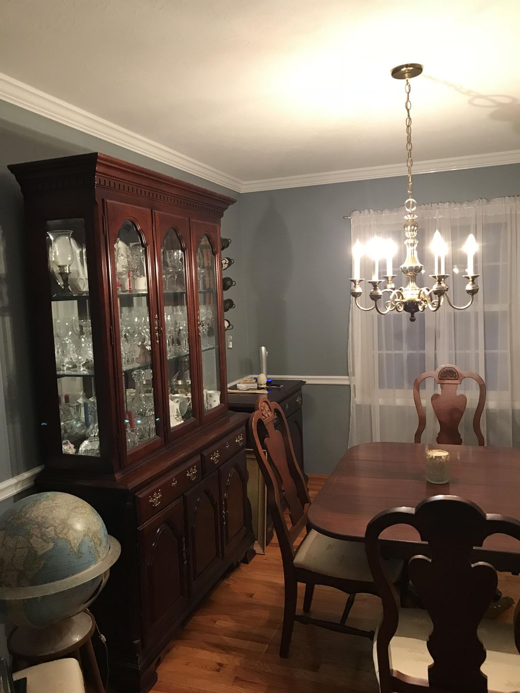Dining Room-Added Crown