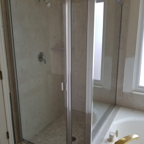 Shower Door Semi Frame less After