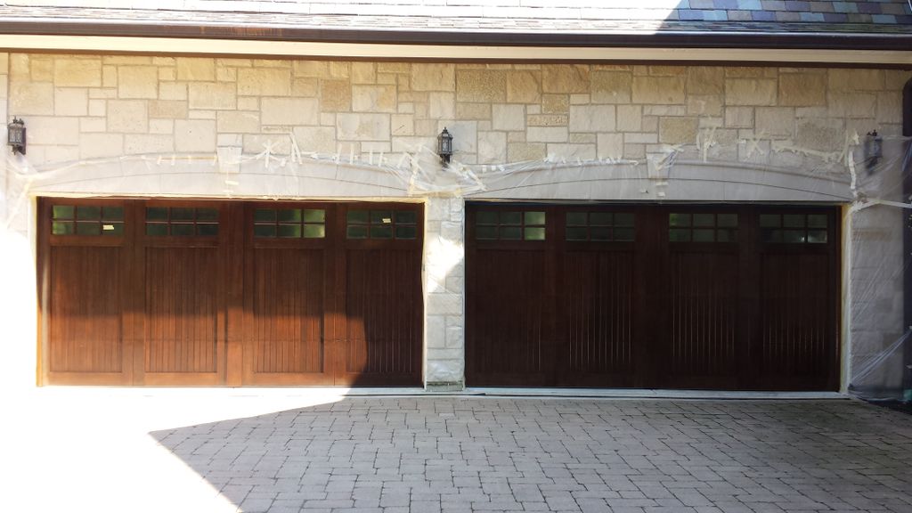 ingland Rd 
Riverwoods, IL 60015
Garage Door ( Aft