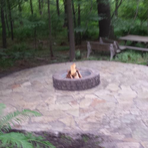 Flagstone Patio with Fire Pit 
