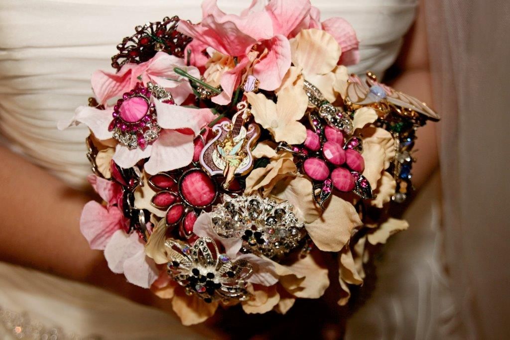 Custom made broach bouquet for the Heltsley weddin