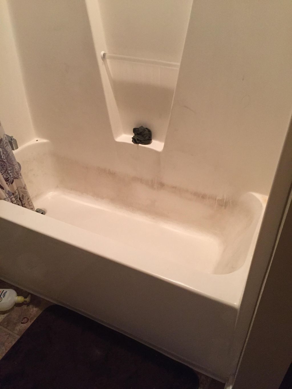 This is what this tub in the bathroom looked like 