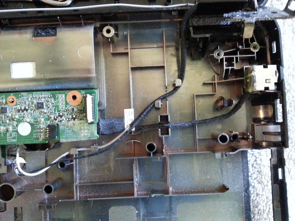 Hp Pavilion G7-2240us (17.3) Inch Broken LCD Scree