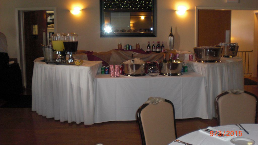 CLINTONVILLE Women's Bar Setup Labor 2015