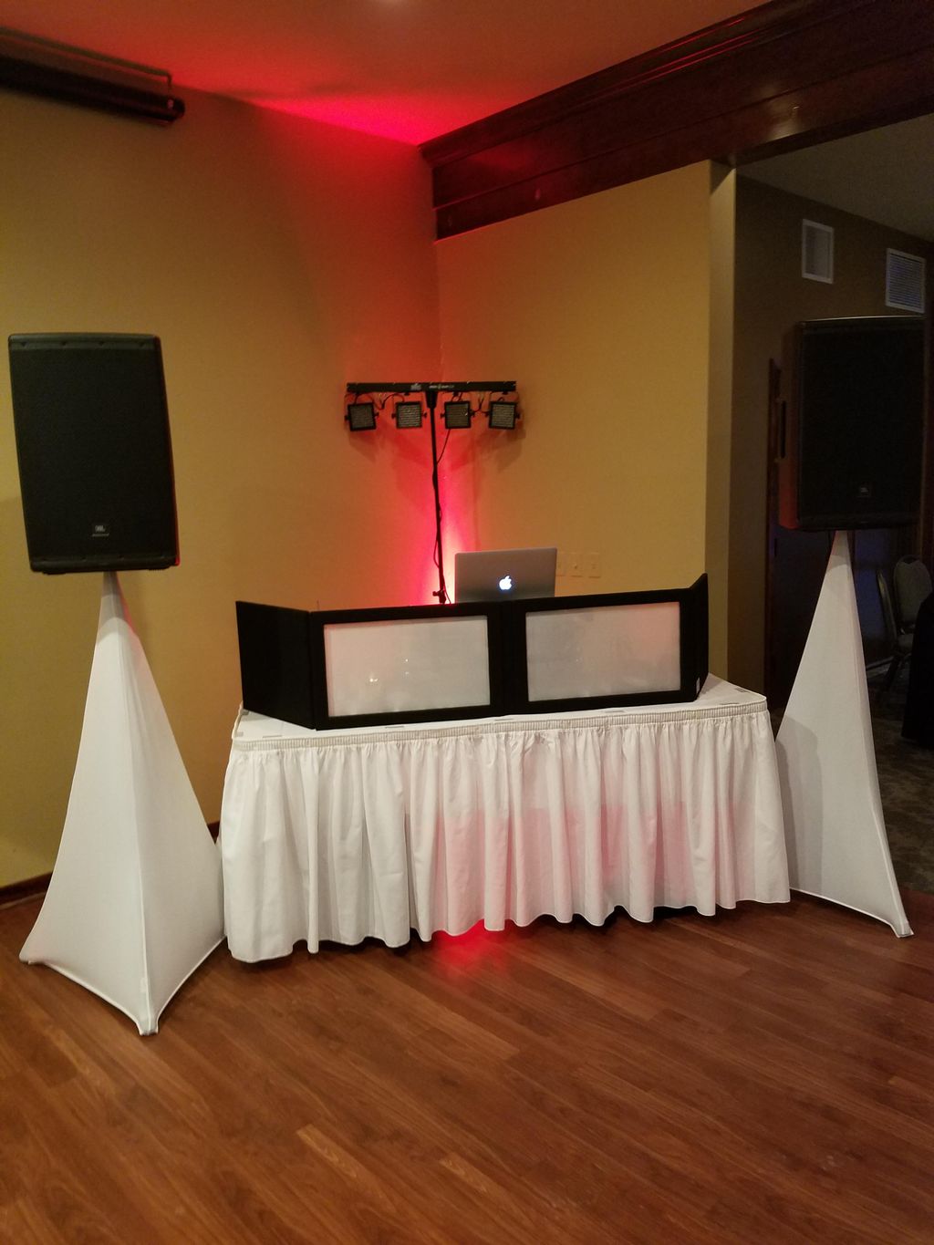 small Venue wedding setup