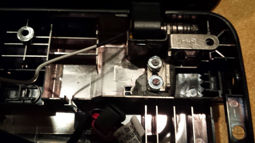 Repair and reinforcement of a broken notebook hing