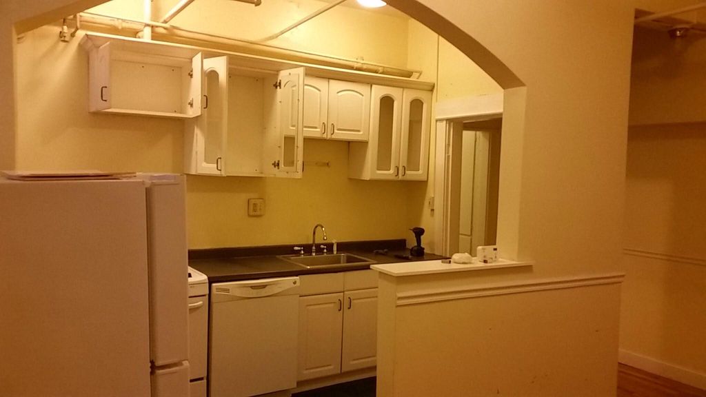 Remodel done on condo in Fenway (before)