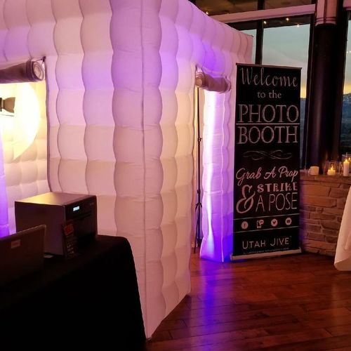 New Inflatable Cube Booth