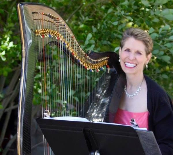 Harpist Anne Roos
