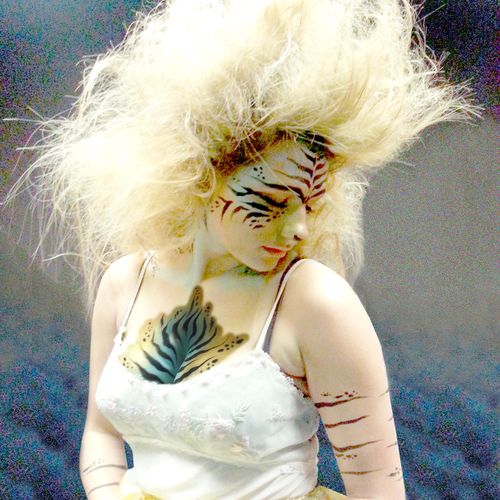 Body Painting on
Model: Ava Power for the
Film: Ni