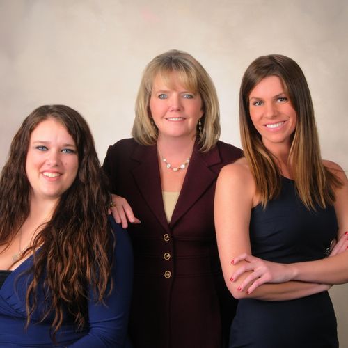 We are a team of three high energy women.  My para