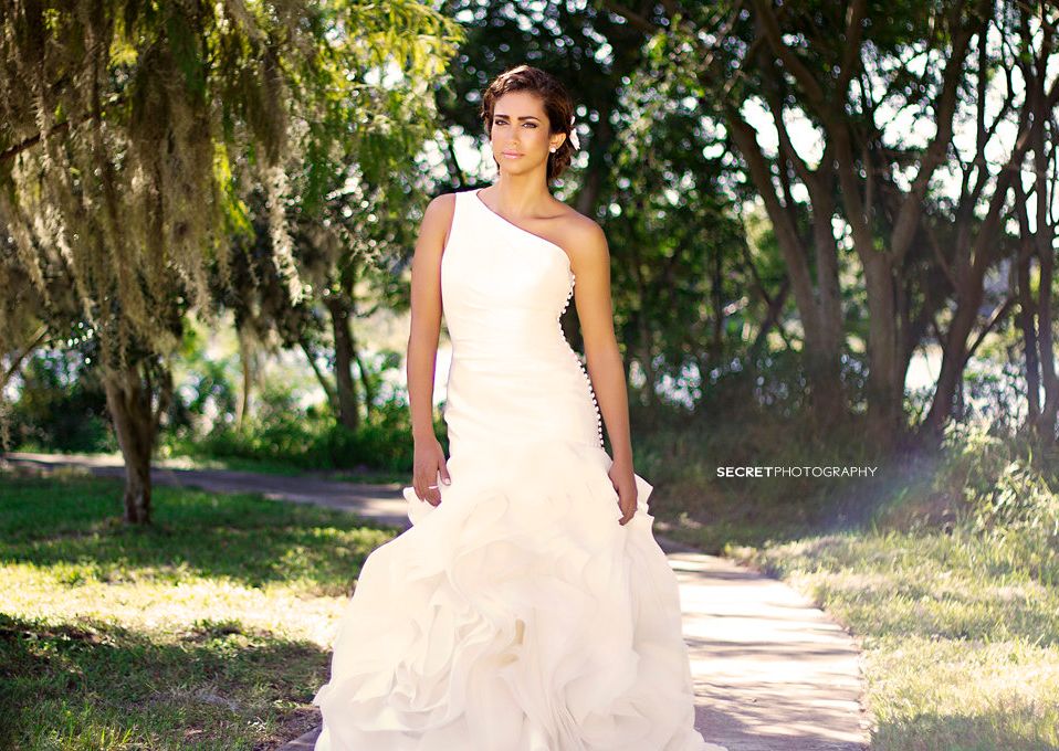 Bridal Hair & Makeup
Amanda Stone
www.AmandaStone.