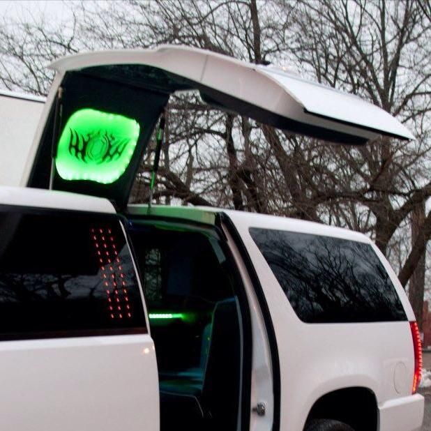 Blue Streak Limo & party bus