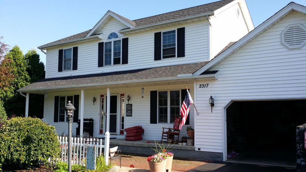 Residential Roof in Champion, Ohio

Owens Corning 