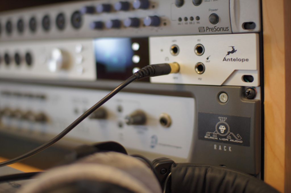Multiple Professional Interface options from Antel