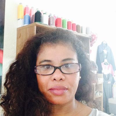 Avatar for Thuy Embroidery/ Taylor Hemming clothing.