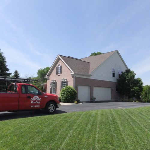 Milford home with Owens Corning Lifetime Duration 