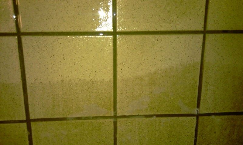 See the difference! Tile cleaning before and after