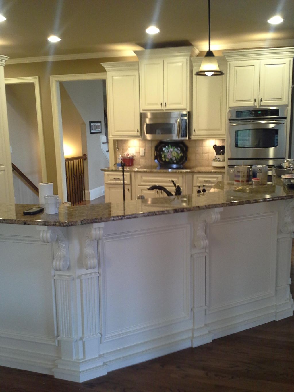 Arnold job AFTER
Benjamin Moore: 
Bone White
Cummi