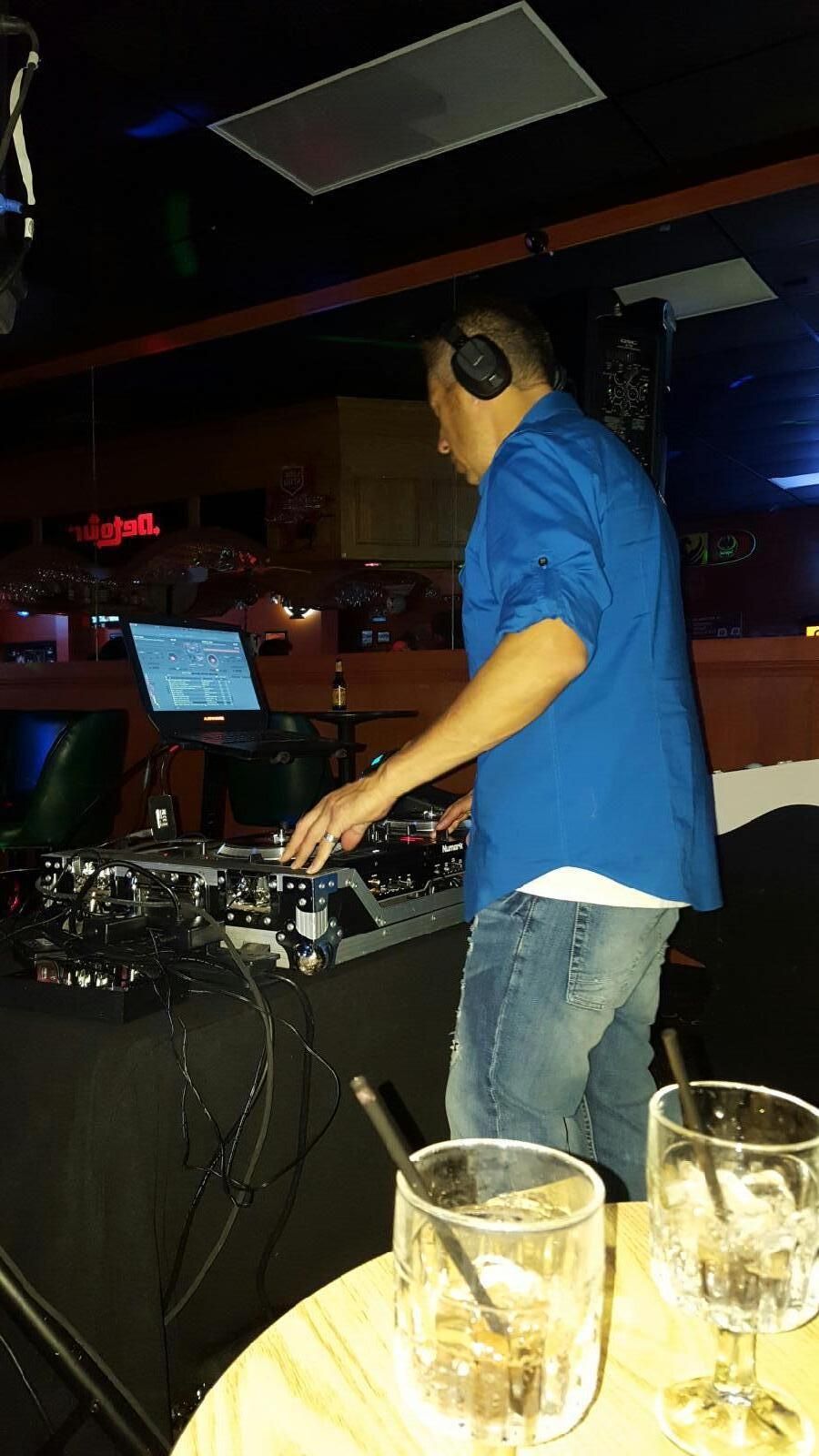 Detours- Domain video-mixing 5/2016