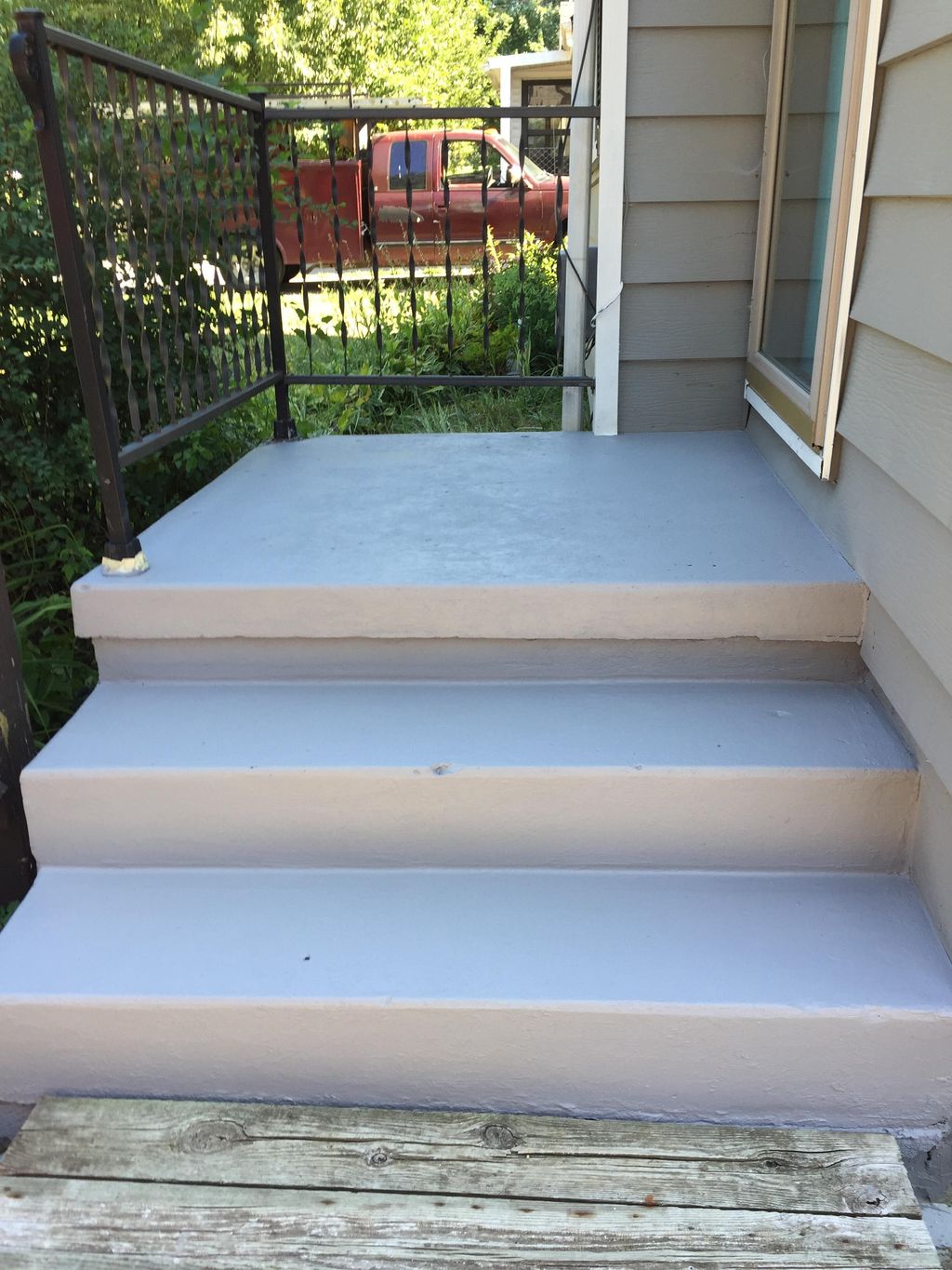 Entry step resurface and painting