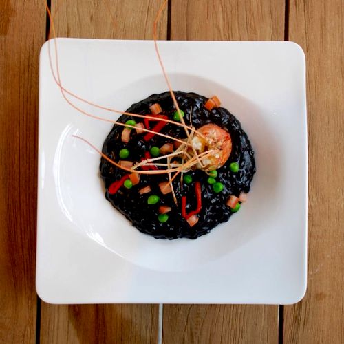 Black seafood risotto