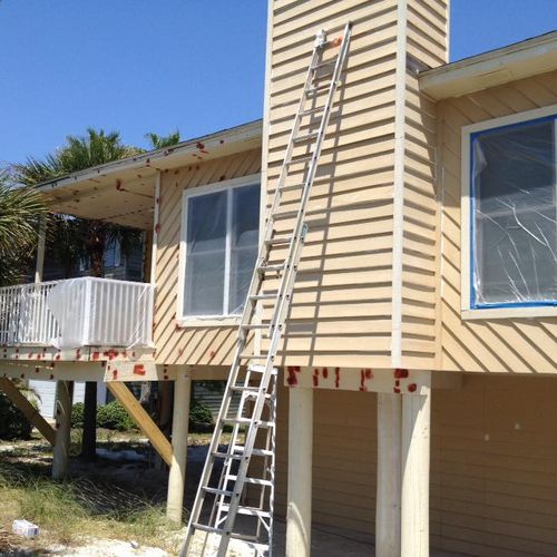 Before picture of a Pensacola Beach house we paint