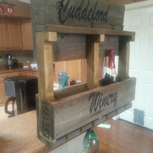 wine rack using an old pallet and stained.
