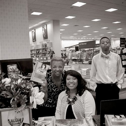 Barnes and Nobles Signing