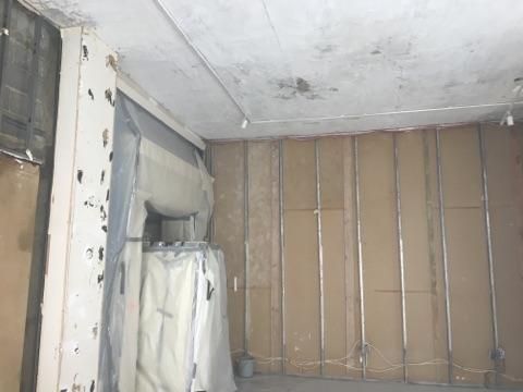 Asbestos popcorn ceiling removed from government f