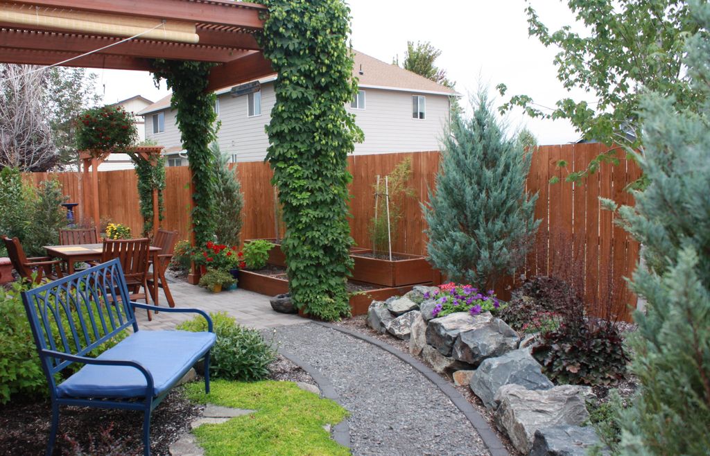 Residential Backyard Xeriscape