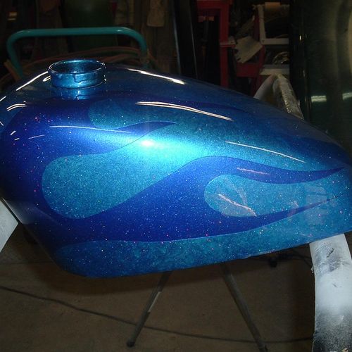 Motorcycle tank, marblelized under Blizzard Blue S