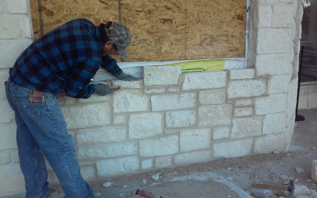 Window Stone Siding - Georgetown, TX