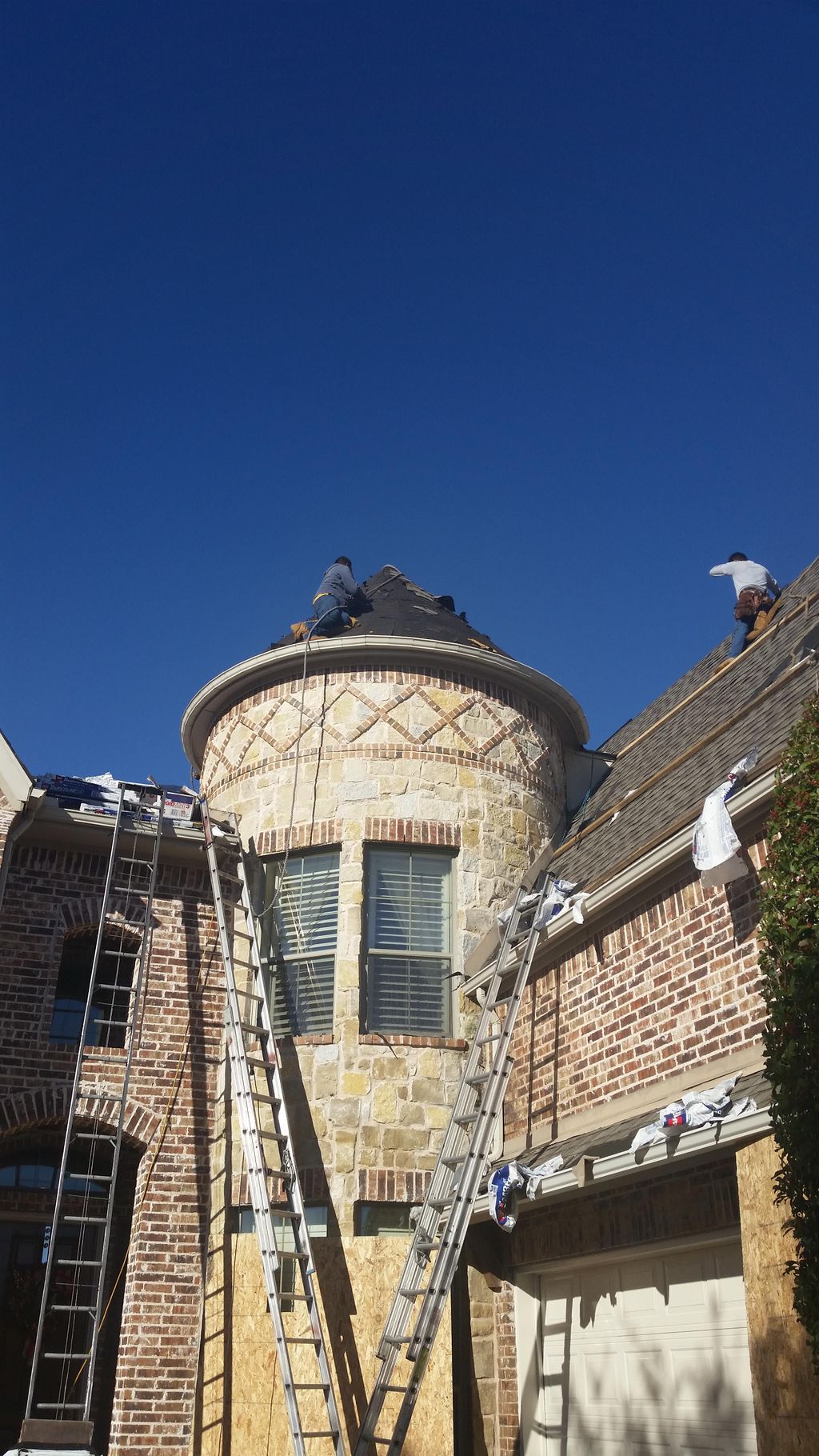 Diegos roofing labor