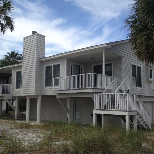 After picture of Pensacola Beach house, we painted