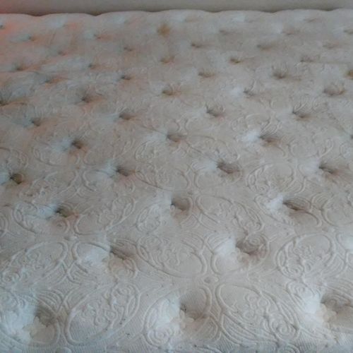 Mattress after Powerful Steam Cleaning!