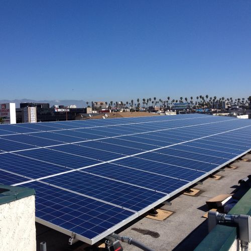 An 80 kW Commercial System in Downtown Los Angeles