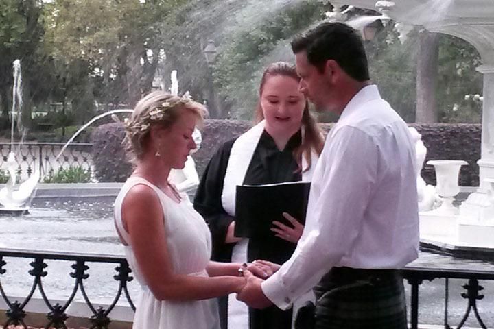 Sunrise Irish wedding in downtown Savannah.