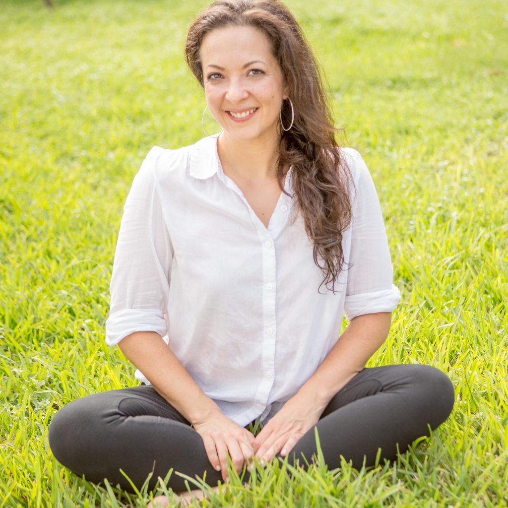 Christina Algeciras: Wellness & Therapy