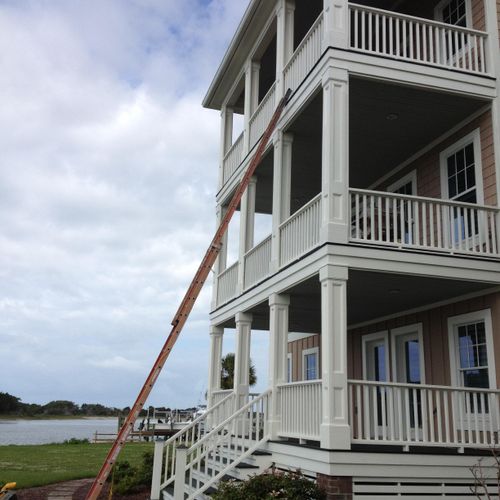 Painting Exterior of home in Beaufort