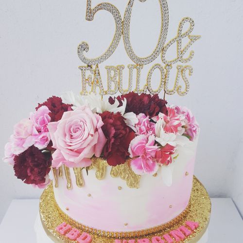 Fifty and Fabulous cake for a chic lady