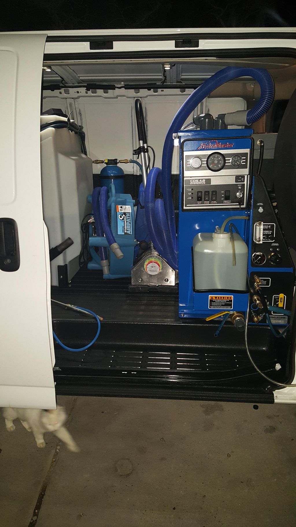 we use hydra master cds systems with on board wate
