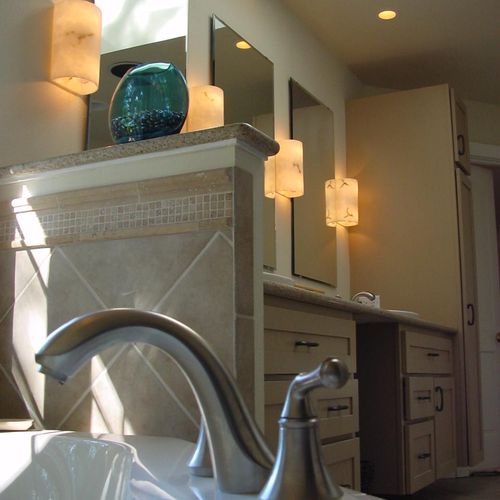 Spa inspired master bathroom with ambient lighting