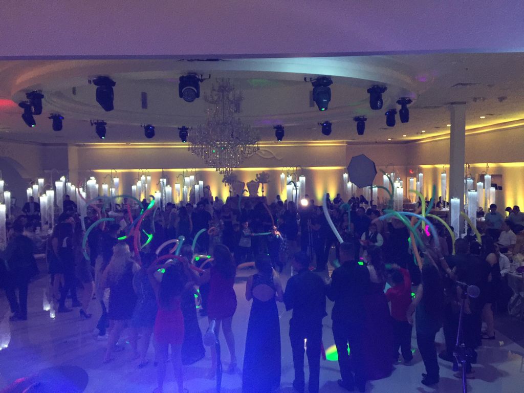 This was an amazing wedding.