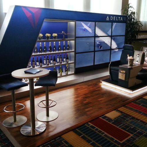 The Delta Airlines environment is a high-end inter