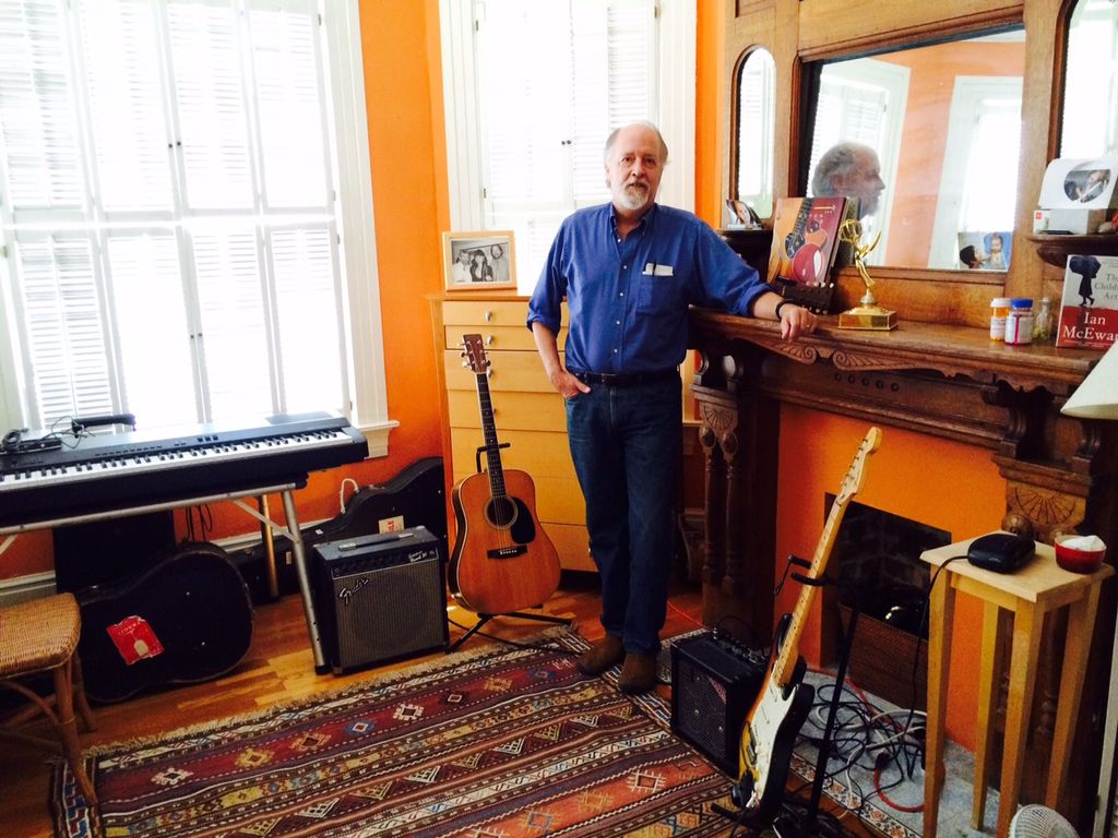 The lessons room is well lit in the day time and p