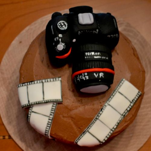 Father's day camera enthusiast cake