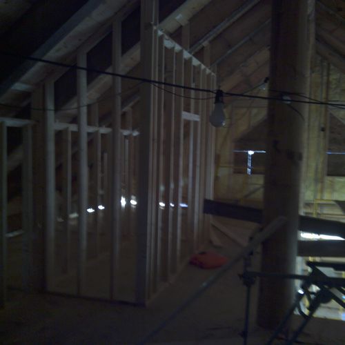 Framing walls in 3 story log cabin cabin