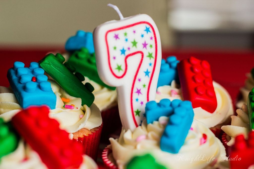 Cupcakes with custom Lego toppers for 7th birthday